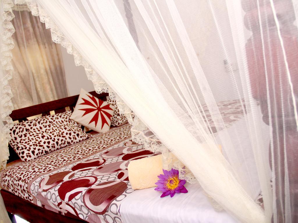Sethun House Otel Mirissa Oda fotoğraf